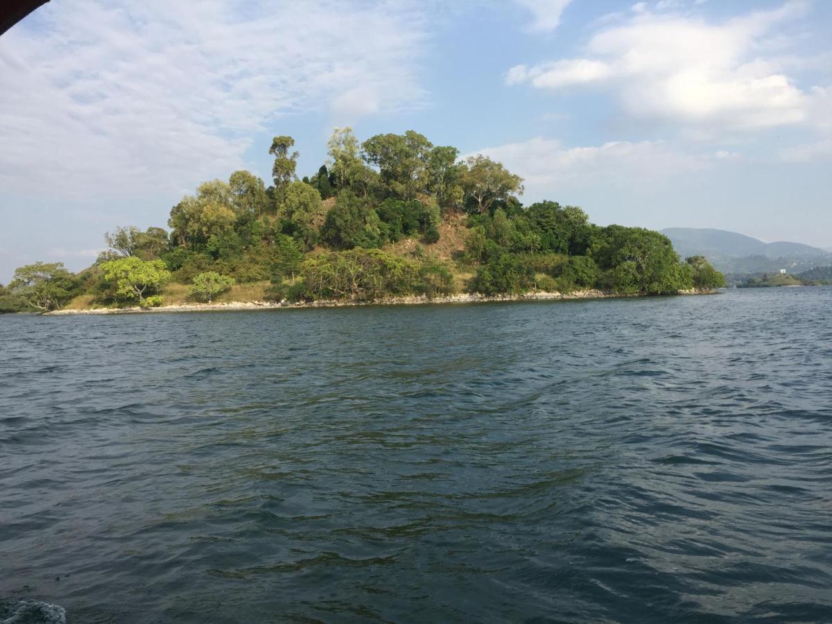 Inn On The Lake Kibuye Exterior photo